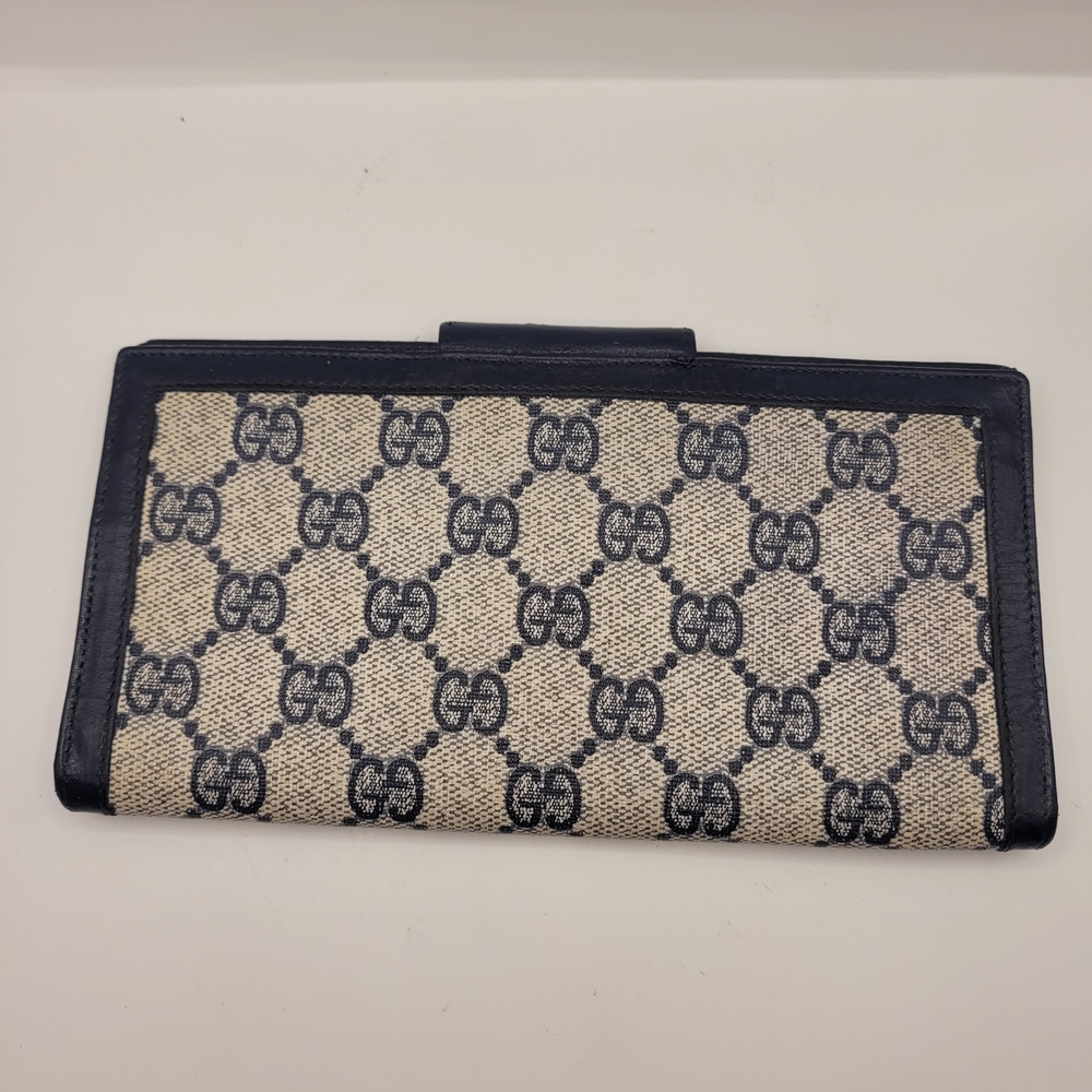 Gucci Bllue Gray GG Monogram Wallet - Picture 2 of 7